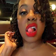 This message is directly for Black women: do not go to for-profit  institutions like Walden University, University of Phoenix, Grand Canyon  University, etc. bc they specifically target BW for exploitation (see the