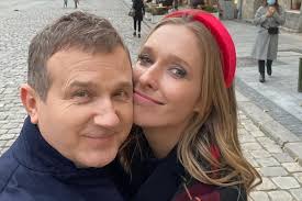 До того ж, потап є хрещеним батьком сина осадчої і горбунова, івана. Eto Eshyo Tak Malo Katya Osadchaya I Yurij Gorbunov Otprazdnovali Lnyanuyu Svadbu Insider Ua