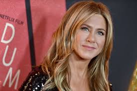 Aniston worked in less than glamorous jobs before landing her major acting gigs. Why Does Jennifer Aniston Look So Young For Her Age Quora