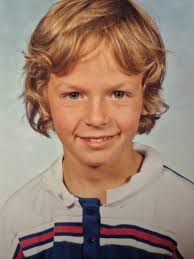 I would love to have a selfie 🤳 with Paul or even Ian.. But I live in  South Africa 🇿🇦 so I don't know if I ever will. So I have to