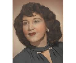 Antoinette Donofrio's Instagram, Twitter & Facebook