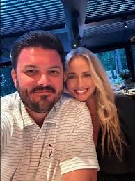 Meet Ryan Petteruti, one of our outstanding financial advisors! Since  joining U-Vest in 2021, Ryan has helped families and small businesses reach  their financial goals. A double Nole and active member of