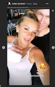 Da ilse delange ihren fuß auf anraten des arztes schonen sollte, fällt die choreografie zum contemporary anders aus, wie tanzpartner evgeny vinokurov verrät. Let S Dance Schock Fur Evelyn Burdecki Evgeny Hat Sich Den Arm Gebrochen Bunte De