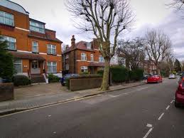 Sie wird von der berühmten themse durchflossen, an deretliche jachthäfen angesiedelt sind. Gunstige 1 Zimmer Wohnung Mieten In London Spotahome
