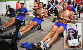 Bart deurloo (23 şubat 1991 doğumlu) hollandalı bir erkek artistik jimnastikçi ve milli takımın bir üyesi. Tinder Use More Than Doubles In The Athletes Village At The Olympics Daily Mail Online