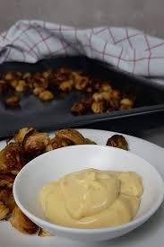 Aioli Selber Machen Und Mit Ofenrosenkohl Dippen Aioli Dessert Rezepte Einfach Essen Und Trinken