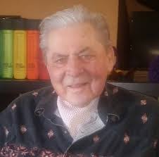 Bruce Wachowski's Instagram, Twitter & Facebook