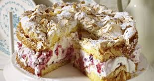 Dort hören sie auch, dass die torte auf hannchen jensen zurückgeht, und dass die original hansen. Himmelstorte Mit Himbeeren Das Rezept Liebenswert Magazin