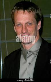 Hollywood, California, USA. 2nd Dec, 2017. I15942CHW.Hollywood Film  Festival Presents 2017 Jury Class Honors Featuring Honorary Chair Ed Asner  .Paramount Theatre at Paramount Pictures Studios, Los Angeles, CA,  USA.12/02/2017.CHERI SILARD, ED ASNER,