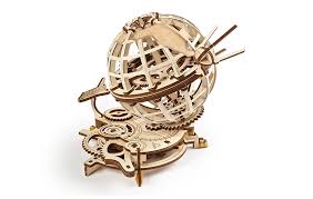 Maqueta mecánica Ugears | Globus – maqueta de madera