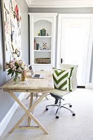 When you want to arrange a home office in the bedroom, the first step is to determine the way of zoning the space. 55 Small Home Office Ideas That Will Make You Want To Work Overtime The Mummy Front