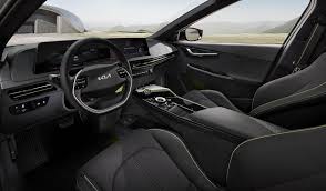 The naver user uploaded a video of the same kia ev6 prowling the streets of south. 2022 Kia Ev6 With 510 Km Of Range