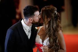 Add a bio, trivia, and more. Champagner In Stromen Das War Die Traumhochzeit Von Lionel Messi Watson