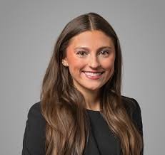 Lenora Gomez's Instagram, Twitter & Facebook