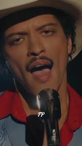 Foto que emociona: arte y amor en el atardecer