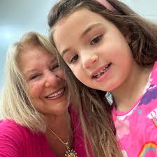 Giving it away if interested? Way too nice to throw away!