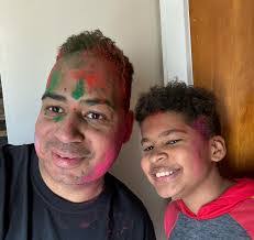 Hector Lora's Instagram, Twitter & Facebook