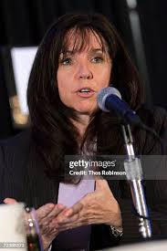 650 Diane Robinson Photos & High Res Pictures