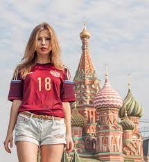 World Cup 2018 In Russia So 18 Is A Magical Number For Russian Football Lets Start Celebrating Already By N Soccer Girl Fashion Soccer Girl Hot Football Fans