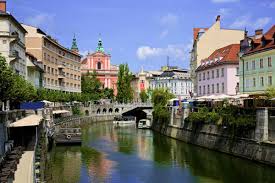 Listen to the audio pronunciation in the cambridge english dictionary. 15 Names Of Countries And Cities You Re Probably Pronouncing Wrongly The Travel Intern