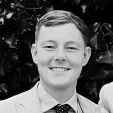 🇦🇪☀️ 𝐎𝐧𝐞 𝐌𝐨𝐧𝐭𝐡 𝐢𝐧 𝐃𝐮𝐛𝐚𝐢: 𝐀 𝐑𝐞𝐟𝐥𝐞𝐜𝐭𝐢𝐨𝐧 It's been  a month since I made the move to Dubai