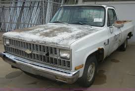 Chevrolet would have it standard for trucks to have the chrome grille and chrome bumper. 1982 Chevrolet C10 Custom Deluxe Pickup Truck In Manhattan Ks Item D4063 Sold Purple Wave
