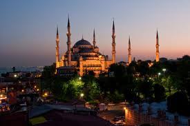 Sommer home eiendomsmeglerfirma og byggefirma i tyrkia tilbyr til sine kunder profesjonelle tjenester som har blitt bygget opp gjennom mange år. Tyrkia Reiser Istanbul