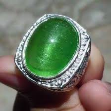 Check spelling or type a new query. Batu Akik Mania Gambar Batu Zamrud Kalimantan Batu Zamrud Emerald Dan Dalam Bahasa Belanda Smagrad Tergolong Dalam Sejenis Mineral Beryl Sama Dengan Batu Aquamarine Mereka Sama Sama Mempunyai Nilai Keras 7 5 8 Berdasarkan