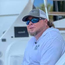 Dino Mcdowell's Instagram, Twitter & Facebook