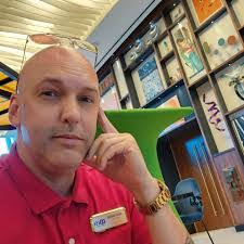 Shane Wise's Instagram, Twitter & Facebook