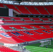Stadion wembley jeden z najsłynniejszych stadionów na świecie. Champions League Wer Zum Finale Will Braucht Gluck Oder Viel Geld Welt
