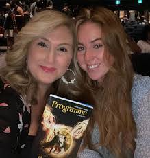 Mandi Pugh's Instagram, Twitter & Facebook