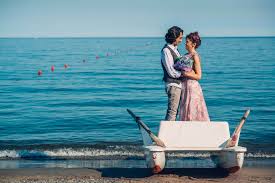 Scegliete un abito da sposa adatto alla situazione. Guida Completa Al Matrimonio In Spiaggia Joyphotographers Magazine
