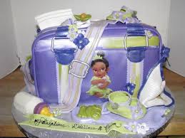 Prince naveen is transformed into a frog by a conniving voodoo magician and tiana, following suit, upon kissing the amphibian royalty. Pin By Sweet Confections Cakes On Baby Shower Cakes Frog Baby Showers Disney Baby Shower Baby Shower Images