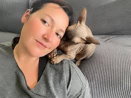 Tescos last week warned that tea would be served in takeaway cardboard  mugs. Tescos tea tends not to taste so good in those. It was suggested that  the dishwasher wasn't working Back