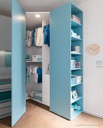La cabina armadio ha ormai sostituito il tradizionale armadio guardaroba, soprattutto per soddisfare esigenze di spazio e luminosit�. Pin Su Arredamento Blu