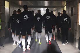 This logo is compatible with eps, ai, psd and adobe pdf formats. Dfb Team Schon Mit Neuem Vw Logo Autobild De