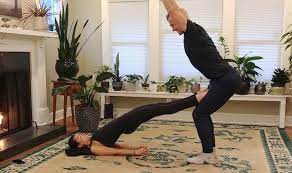 Super angebote für yoga 2 hier im preisvergleich. Yoga Poses For 2 The Best 10 Yoga Poses For Two People