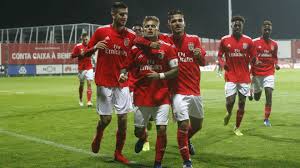 Sport lisboa e benfica comc mhih om, commonly known as benfica, is a professional football club based in lisbon, portugal, that competes in the primeira liga, the top flight of portuguese football. Benfica Liga Revelacao Alteracao De Horarios 22 E 24 Jornada Sl Benfica