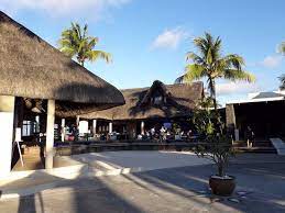 Check spelling or type a new query. Nous Avons Passes 4 Nuits Avec Mon Mari Tres Bon Hotel Calme Toutes Les Chambres Ont Une Tres Picture Of Solana Beach Mauritius Tripadvisor