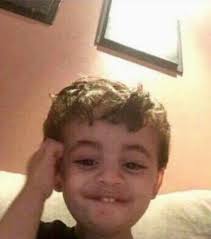 pin by zahraa l on reactions funny reaction pictures funny emoji texts reaction video