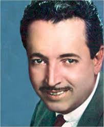 Hombres y Mujeres Célebres de Puerta de Tierra by Topag