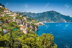 Maybe you would like to learn more about one of these? Scenic Vue De Carte Postale De La Celebre Cote Amalfitaine Avec Magnifique Golfe De Salerne Campanie Italie Banque D Images Et Photos Libres De Droits Image 32749927