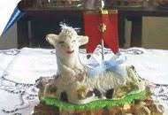Tra i dolci tipici più conosciuti ci sono sicuramente l' agnello pasquale e il casatiello ci sono tanti dolci pasquali che conosciamo poco o per niente. Agnello Pasquale Rete Sicilia