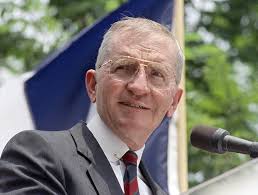 H Ross Perot Rose From Poverty To Self Made Billionaire