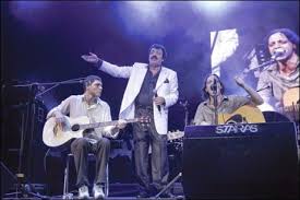 Kaan Tangoze Muslum Gurses Muzik Duman Babalar