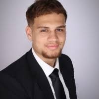 Giovanni Pena's Instagram, Twitter & Facebook