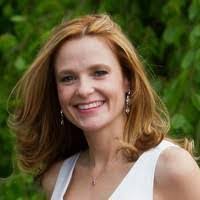 Amanda Felton's Instagram, Twitter & Facebook