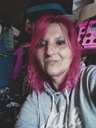 Deb Scheller's Instagram, Twitter & Facebook