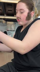 Mannequin Handling Techniques in a Workshop Setting